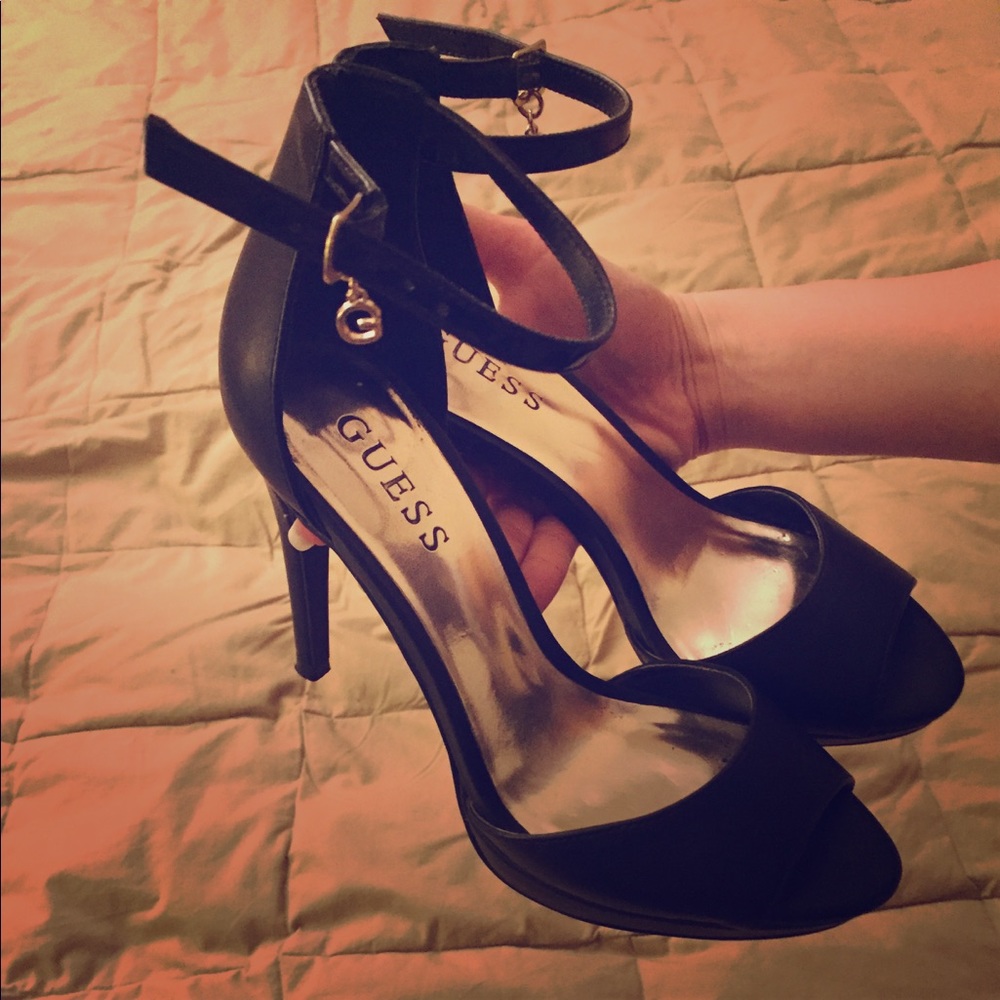 Black Guess ankle strap pumps, 6